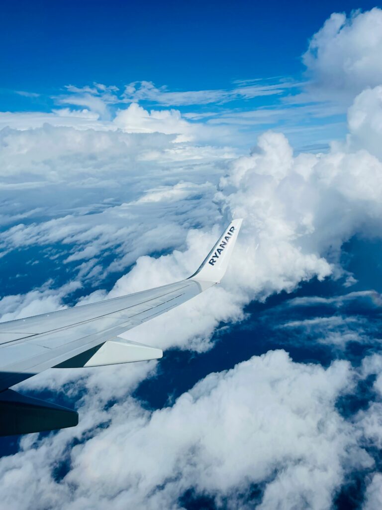 Jet Ahead of the Curve 6 Bold Breakthroughs Making Air Travel Cleaner & Quieter